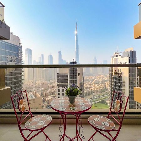Mira Holiday Homes - Lovely Studio With Burj Khalifa View Dubai Luaran gambar