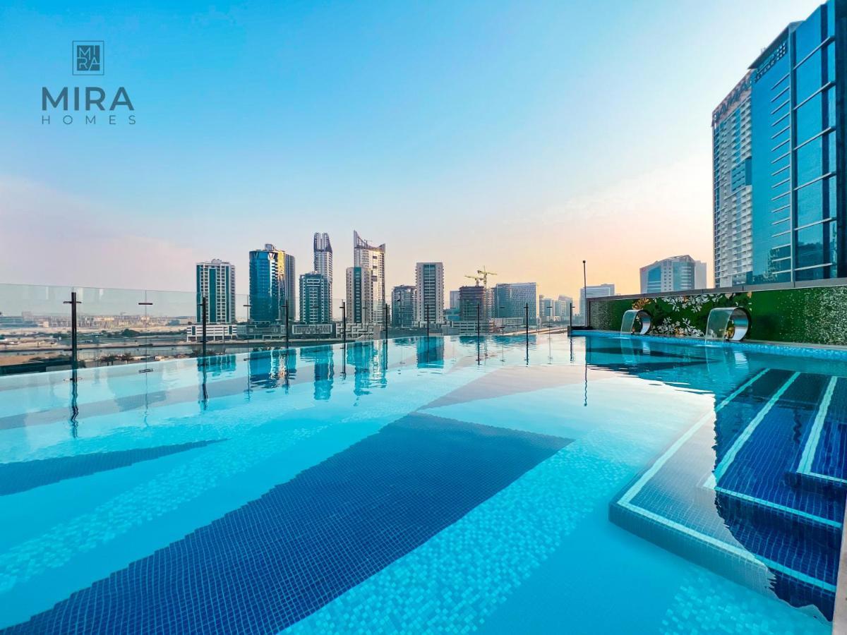 Mira Holiday Homes - Lovely Studio With Burj Khalifa View Dubai Luaran gambar
