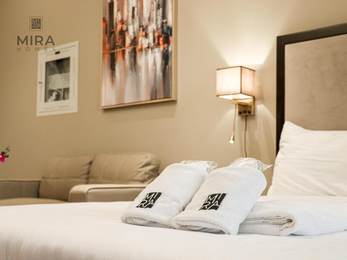 Mira Holiday Homes - Lovely Studio With Burj Khalifa View Dubai Luaran gambar